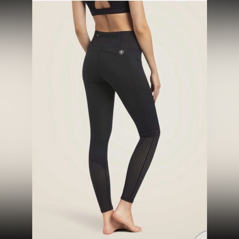 Ariat EOS knee patch tight breeches Ladies MED new in package.